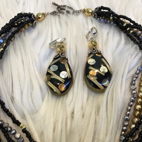 Vintage Black, MOP and Gold glass Beaded Necklace and Earring Set - Picture 5 of 10